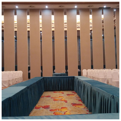 靈活多變，禮儀相隨——學(xué)校教室活動(dòng)隔斷與禮儀服務(wù)的融合之道